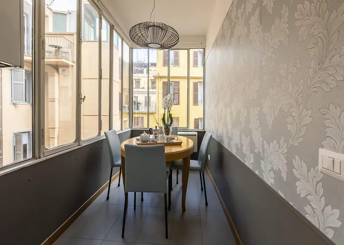 Romac Condotti With 3 Bedrooms Near The Spanish Steps *