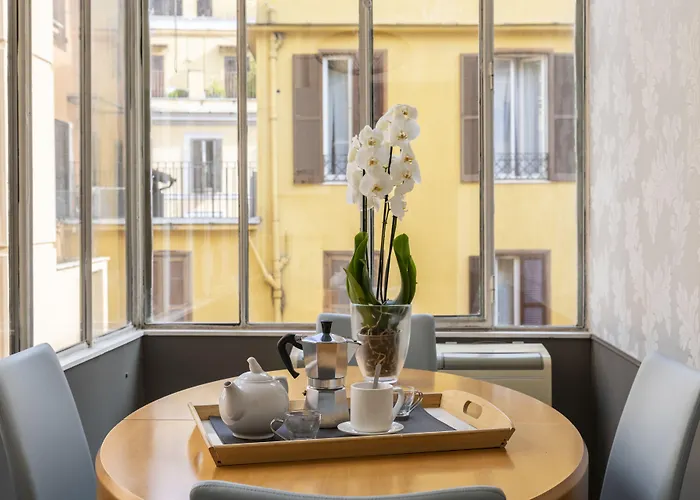 Romac Condotti With 3 Bedrooms Near The Spanish Steps דירה רומא