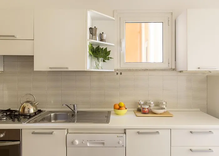 Romac Condotti With 3 Bedrooms Near The Spanish Steps דירה