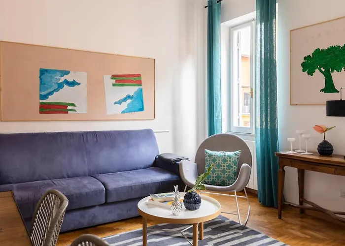Romac Condotti With 3 Bedrooms Near The Spanish Steps *